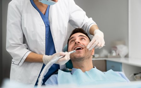 How to Choose the Best Dental Clinic in Dwarka for Your Oral Health