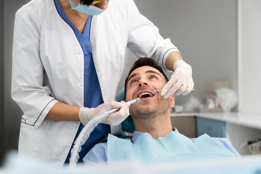 How to Choose the Best Dental Clinic in Dwarka for Your Oral Health