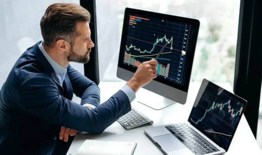 When selecting a forex trading broker, what qualities should you look for?