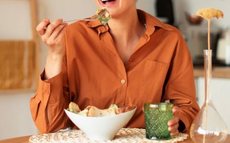 Fresh Salads & Vegan Meals Delivered Every Sunday in the Bay Area