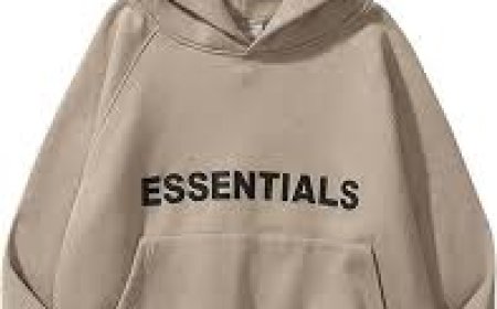 Unisex Essential Hoodie – Perfect Fit, Premium Fabric, Everyday Comfort