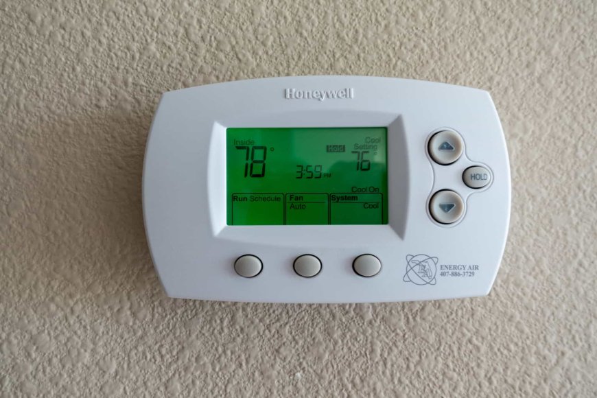 Honeywell Thermostat Blank Screen? Here's How to Fix It