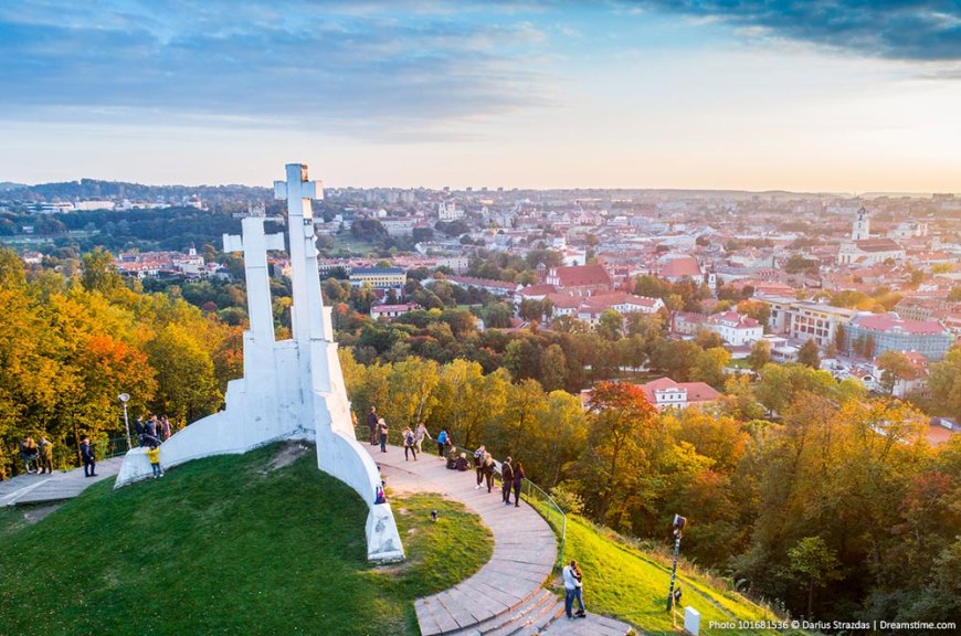 Lithuania facts - business, language and people