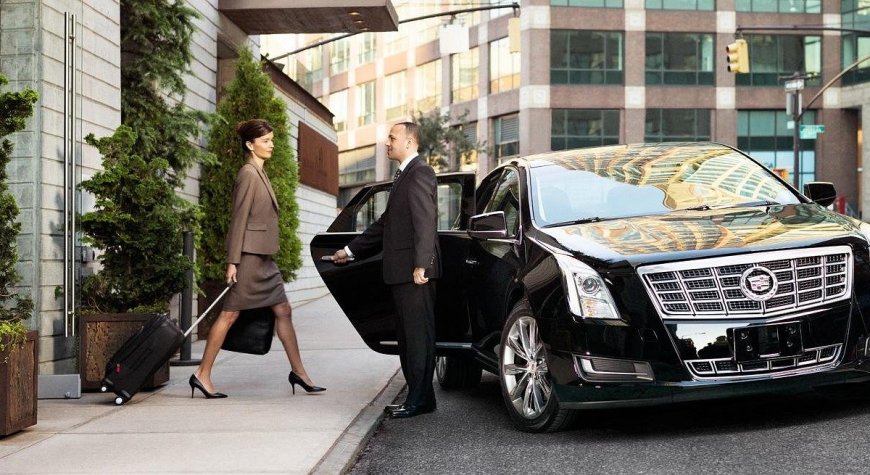 What to Expect from a Private Chauffeur in Dubai?